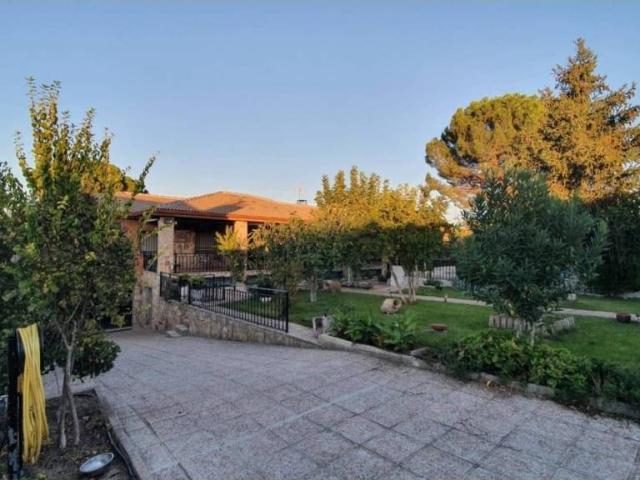 Casa en venta en Aldea Del Fresno, Madrid