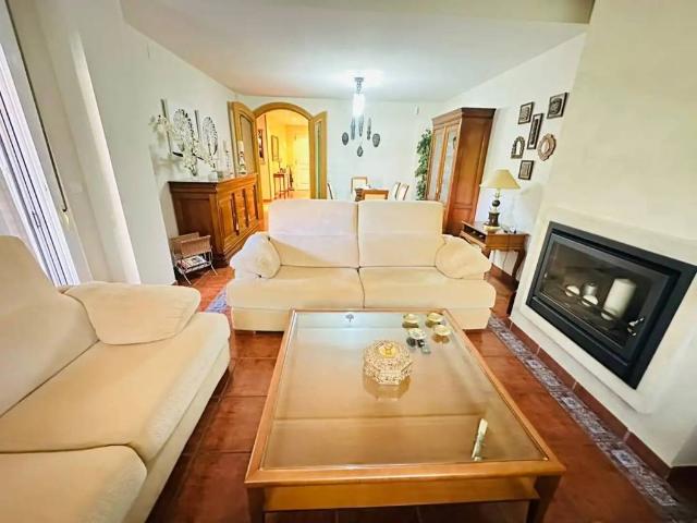 Casa en venta en Aldeamayor de San Martín, Valladolid