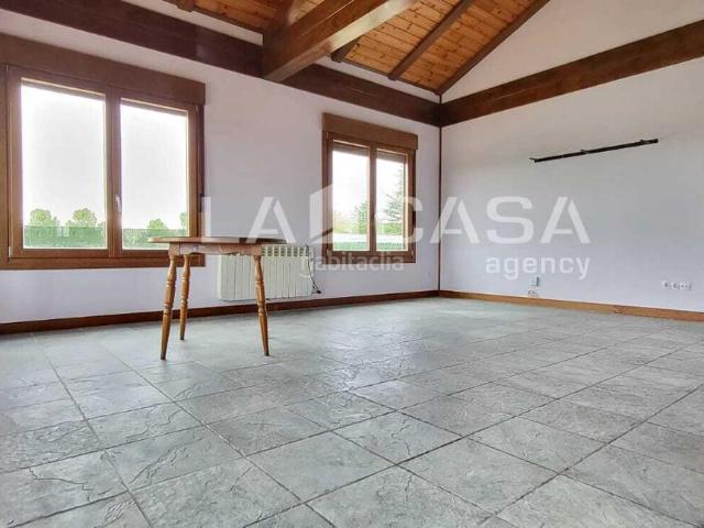 Casa en venta en Aldeamayor De San Martín, Castilla y León