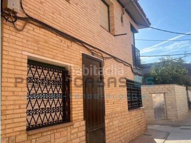 Casa en venta en Alfamén, Zaragoza
