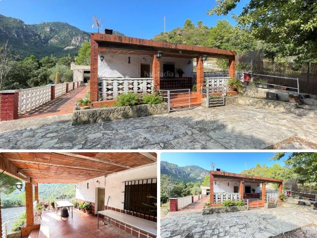 Casa en venta en Alfara De Carles, Tarragona