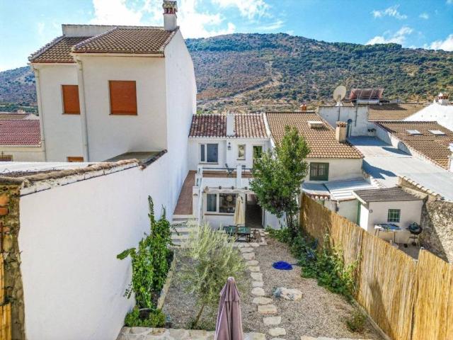Casa en venta en Alfarnate, Málaga