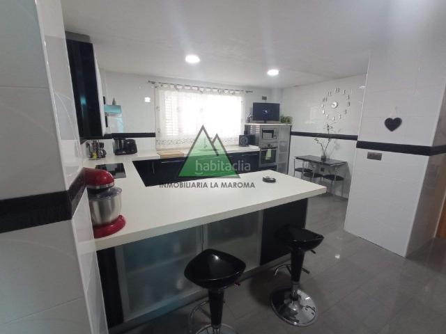 Casa en venta en Alfarnate, Málaga