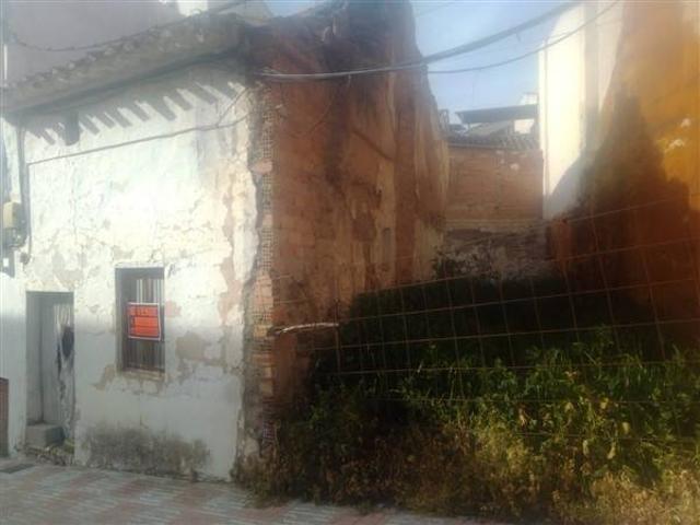 Casa en venta en Algarinejo