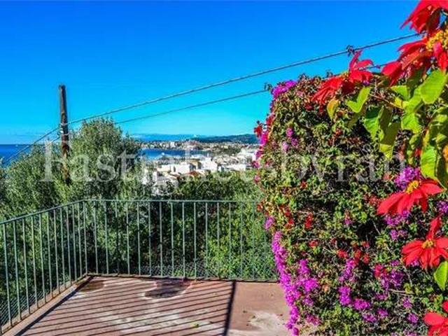 Casa en venta en La Axarquía, Andalucía
