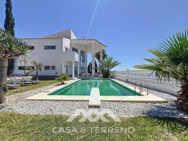 Casa en venta en La Axarquía, Andalucía