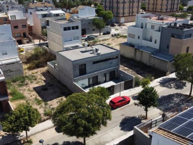 Casa en venta en Algemesí, València / Valencia