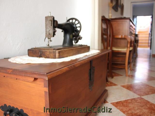 Casa en venta en Algodonales, Cádiz