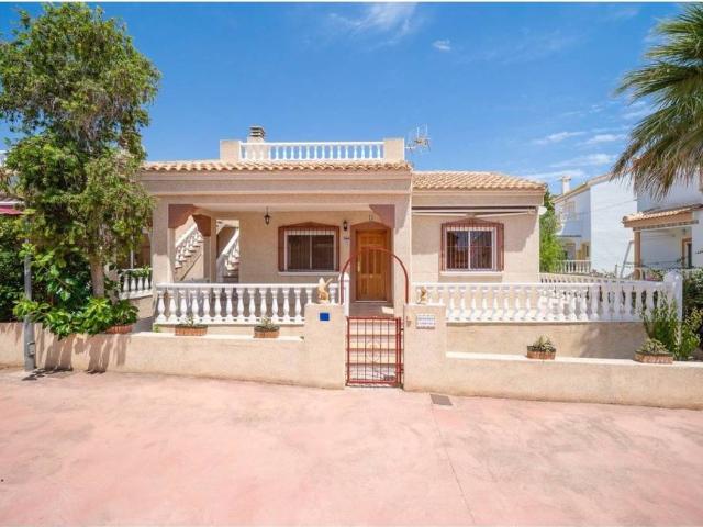Casa en venta en Algorfa