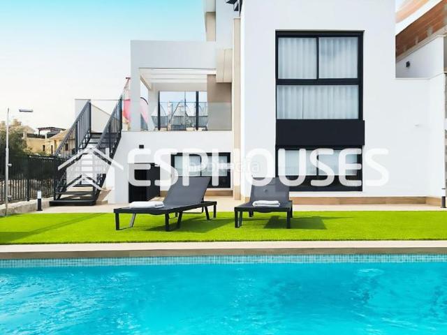 Casa en venta en Algorfa, Alacant / Alicante