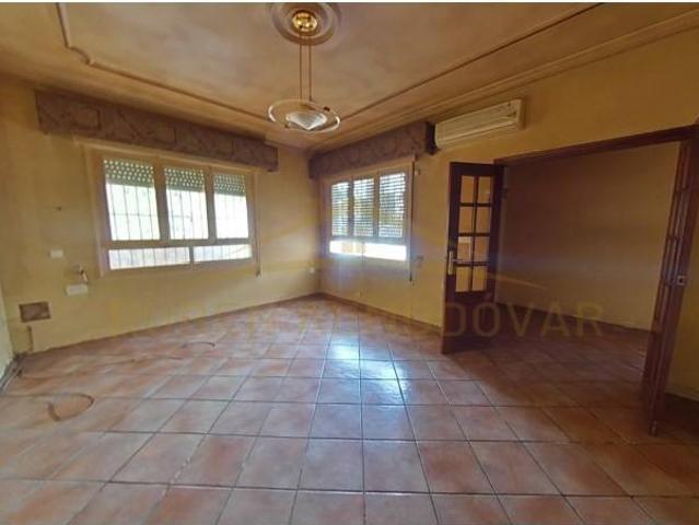 Casa en venta en el Vinalopó Mitjà / El Vinalopó Medio, Valencia