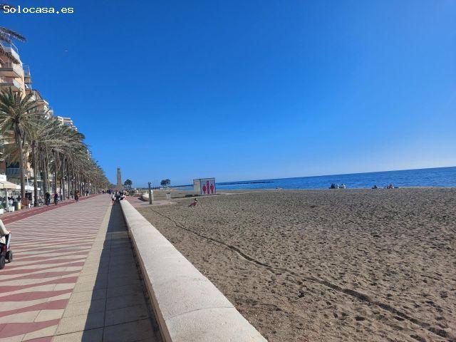 Casa en venta en El Zapillo, Almería