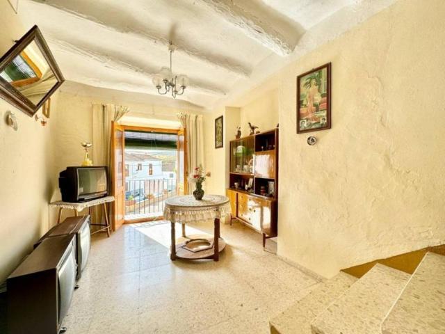Casa en venta en Alhama de Granada, Granada