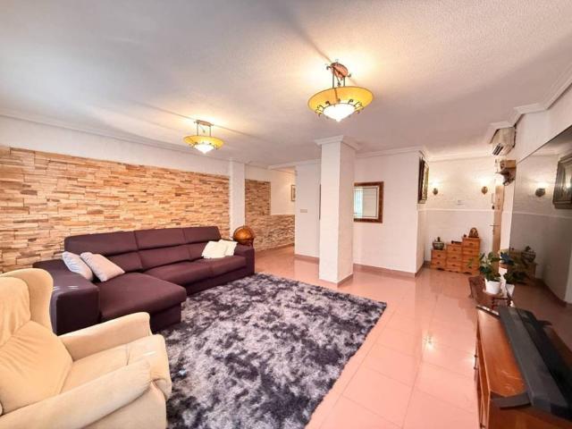 Casa en venta en Sant Gabriel, l'Alacantí