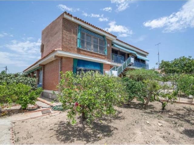Casa en venta en Alicante