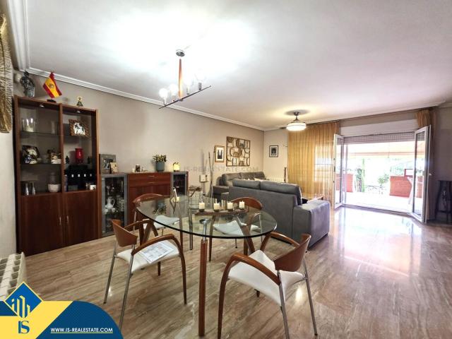 Casa en venta en Casco Antiguo - Santa Cruz - Ayuntamiento, l'Alacantí