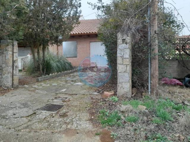 Casa en venta en Alija Del Infantado, Castilla y León
