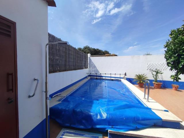 Casa en venta en Aljucén, Extremadura