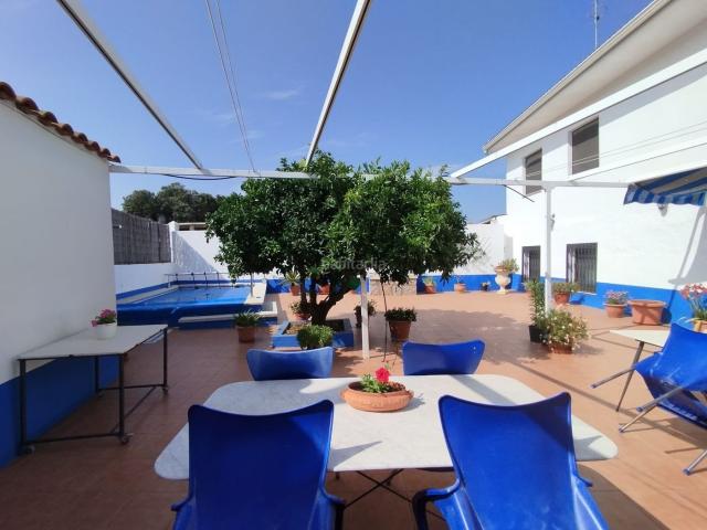 Casa en venta en Aljucén, Extremadura
