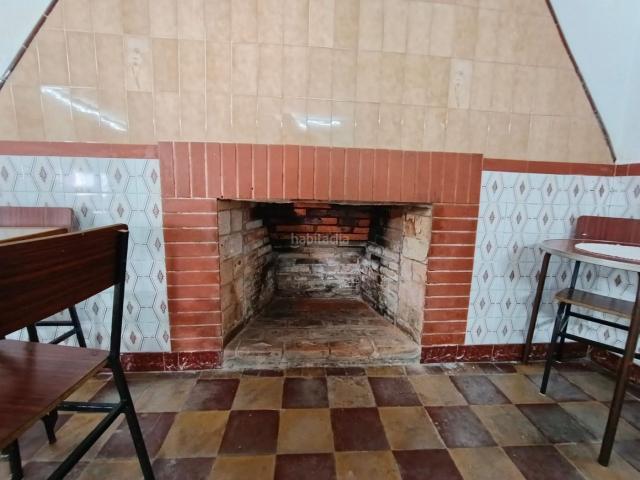 Casa en venta en Aljucén, Extremadura