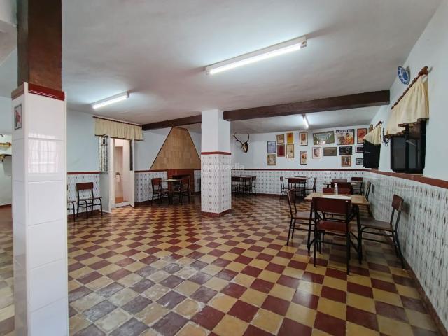 Casa en venta en Aljucén, Extremadura