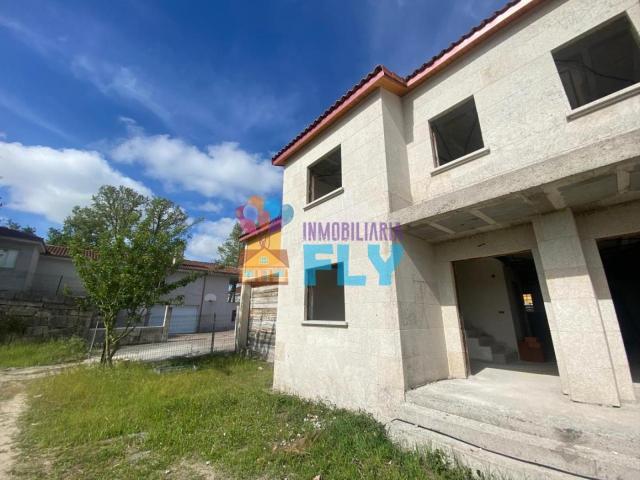 Villa en venta en Allariz