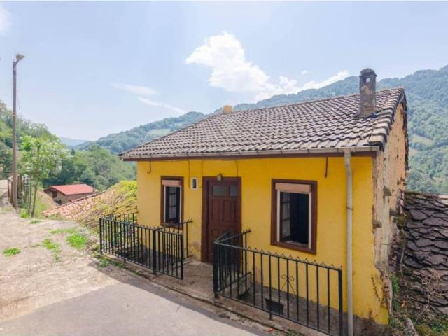 Casa en venta en Aller, Asturias
