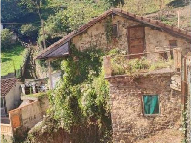 Casa en venta en Aller