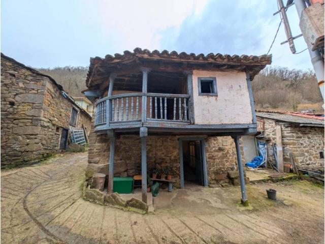 Casa en venta en Castañeo, Aller