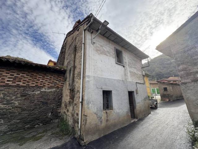Casa en venta en Aller, Asturias