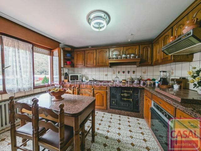 Casa en venta en Aller, Asturias