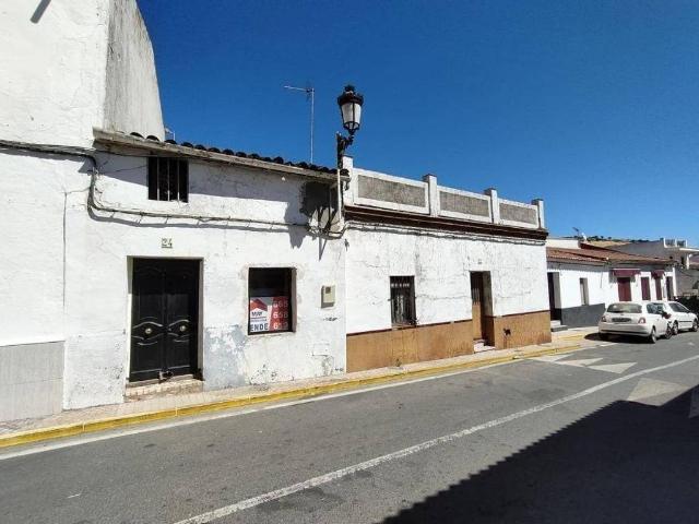 Casa en venta en Almadén De La Plata, Andalucía