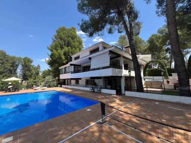 Casa en venta en Almansa, Castilla-La Mancha