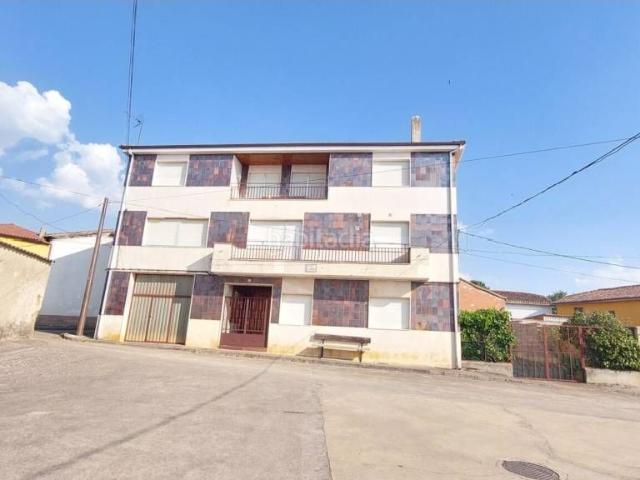 Casa en venta en Almanza, Castilla y León