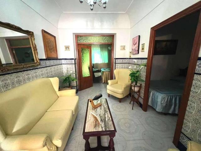 Casa en venta en Almendralejo, Badajoz