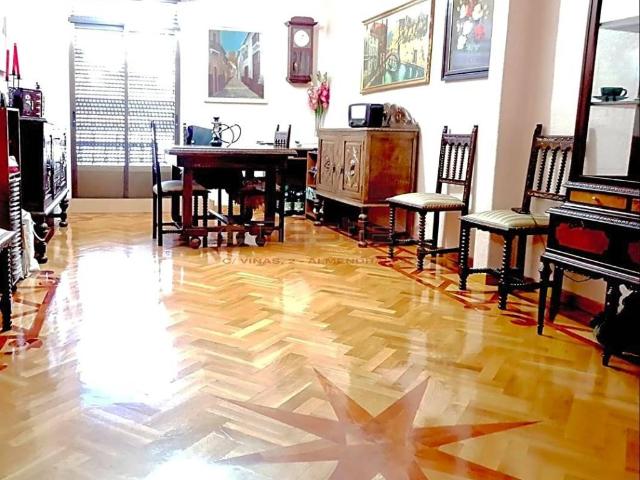 Casa en venta en Almendralejo, Badajoz