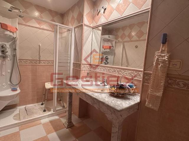 Casa en venta en Almendralejo, Badajoz