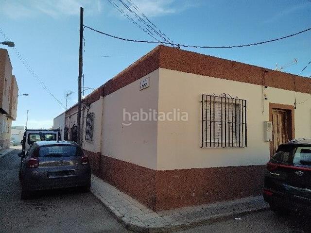 Casa en venta en Almedina, Almería