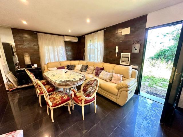 Casa en venta en Almodóvar Del Río, Andalucía