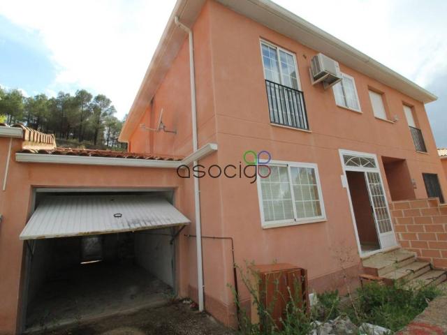 Casa en venta en Almoguera