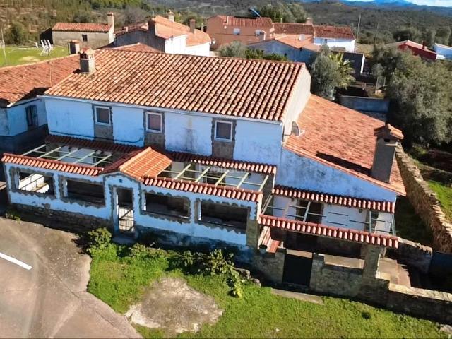 Casa en venta en Almonaster La Real, Huelva