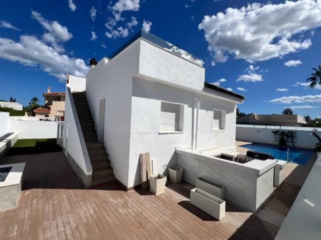 Casa en venta en el Baix Segura / La Vega Baja, Valencia