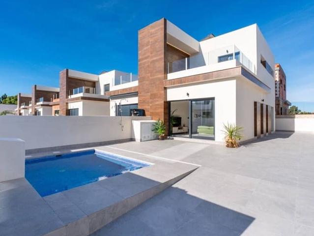 Casa en venta en Centro, Almoradí