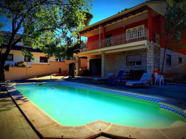 Casa en venta en Almorox
