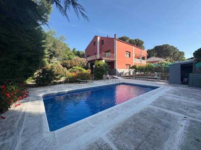 Casa en venta en Almorox