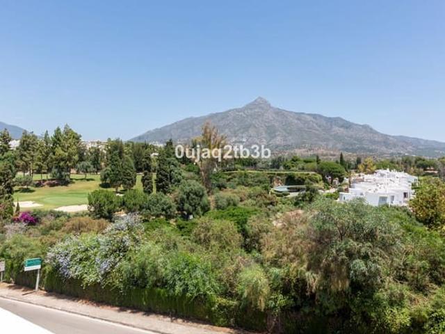 Casa en venta en Nueva Andalucía, Costa del Sol Occidental