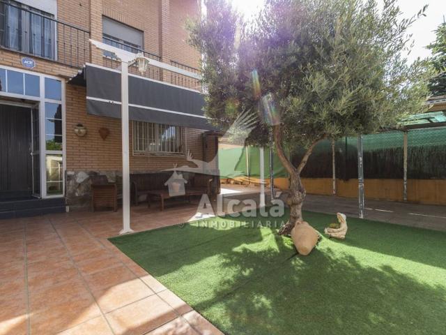 Casa en venta en Alovera, Guadalajara