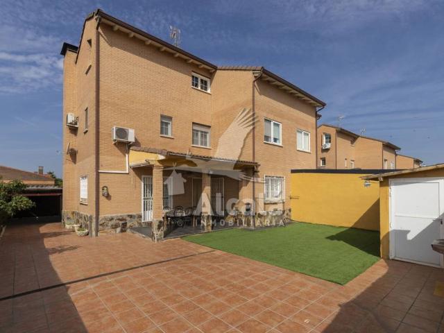 Casa en venta en Alovera