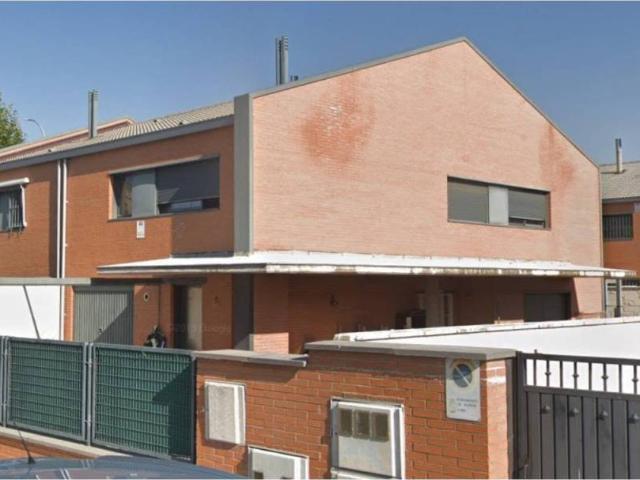 Casa en venta en Alovera, Guadalajara