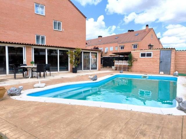 Casa en venta en Alovera, Castilla-La Mancha